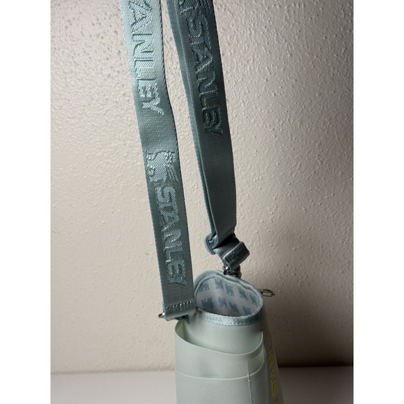 Stanley 40-30oz Carrier with Strap Phone Pocket Neoprene Bag  Accessory - Picture 5 of 10